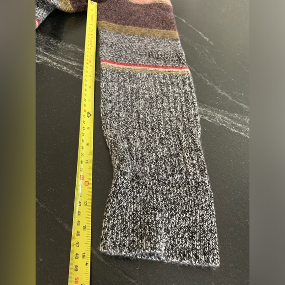 Lambswool Crewneck Warm Boyfriend Sweater, ROOTS Canada, Autumn Outerwear, L - Picture 13 of 14